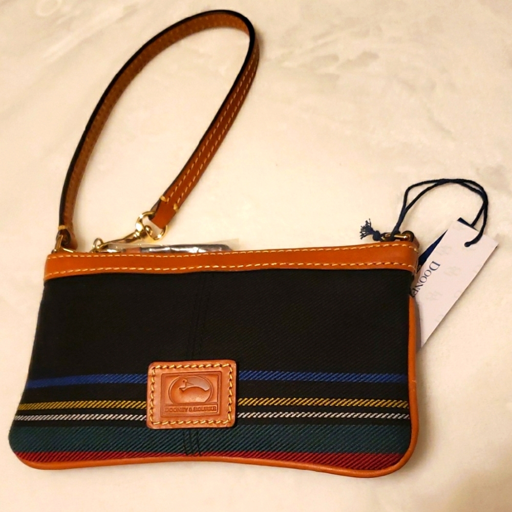 Dooney‎ & Bourke Clutch or Wristlet